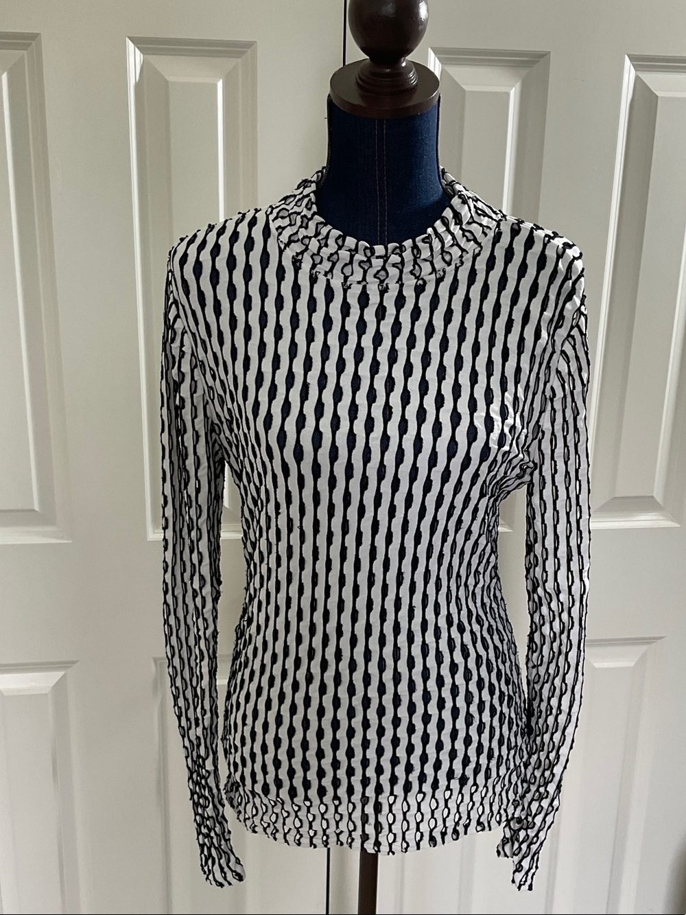 White House Black Market Open Weave Strip Long Sleeve Top